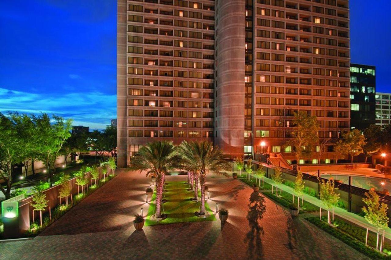 Doubletree By Hilton Hotel & Suites Houston By The Galleria المظهر الخارجي الصورة